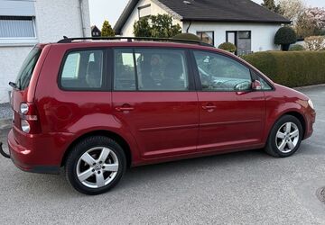 VW Touran 180.000 km 6.999 &euro; Detmold 32756