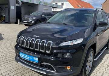 Jeep Cherokee 113.300 km 16.900 &euro; Hilter am Teutoburger Wald 49176