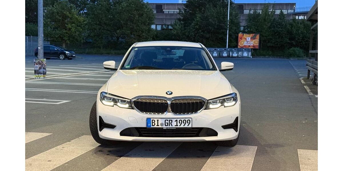 BMW 320 136.000 km 22.200 &euro; Bielefeld 33605