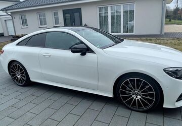 Mercedes-Benz E 300 168.000 km 33.000 &euro; Herford 32052