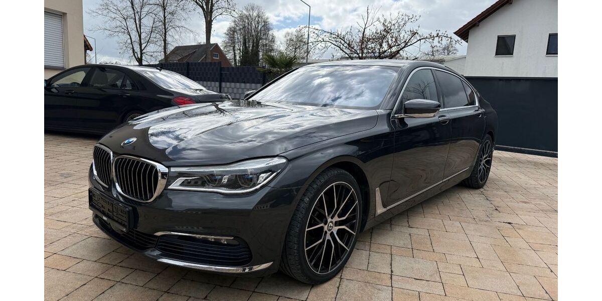 BMW 740 174.233 km 23.900 &euro; Versmold 33775