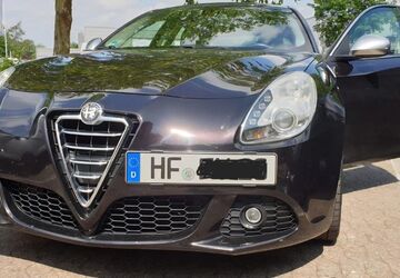 Alfa Romeo Giulietta 165.000 km 6.000 &euro; Herford 32051