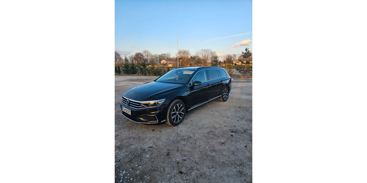 VW Passat Variant 90.000 km 19.999 &euro; Rietberg 33397