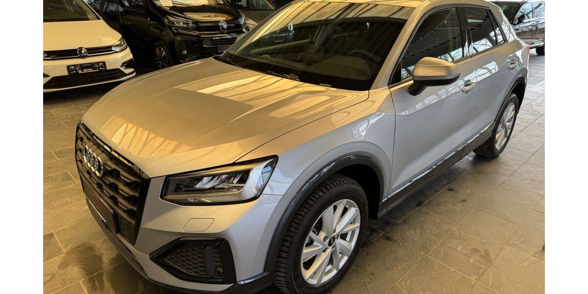 Audi Q2 6.500 km 29.999 &euro; Versmold 33775