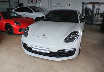 Porsche Panamera 165.890 km 60.490 &euro; Löhne 32584