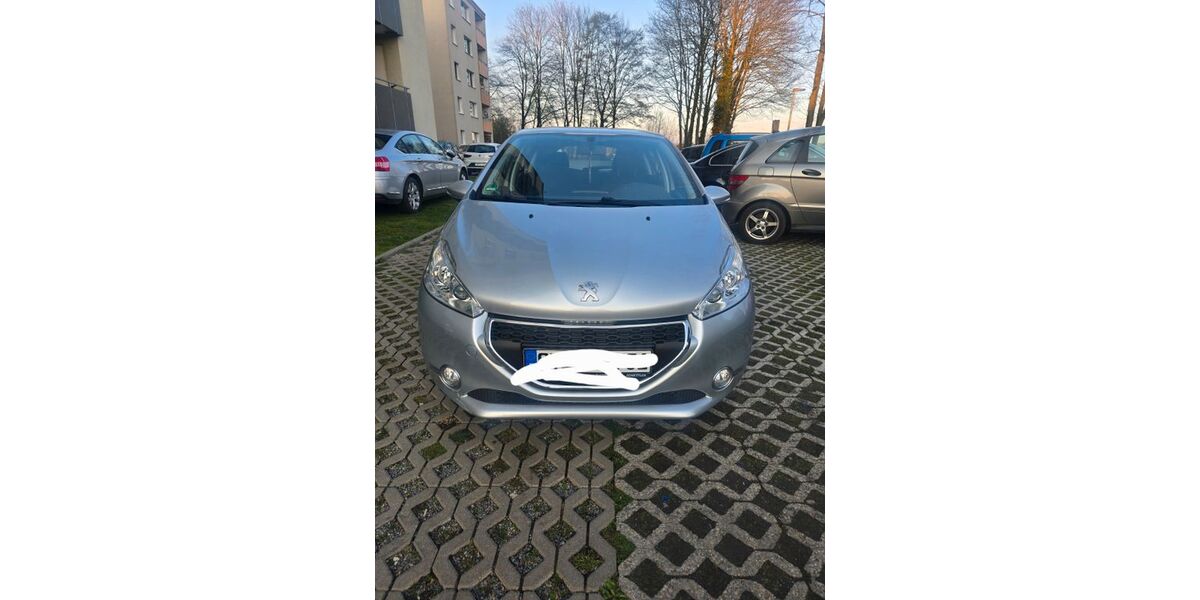Peugeot 208 124.970 km 3.799 &euro; GÜTERSLOH 33332