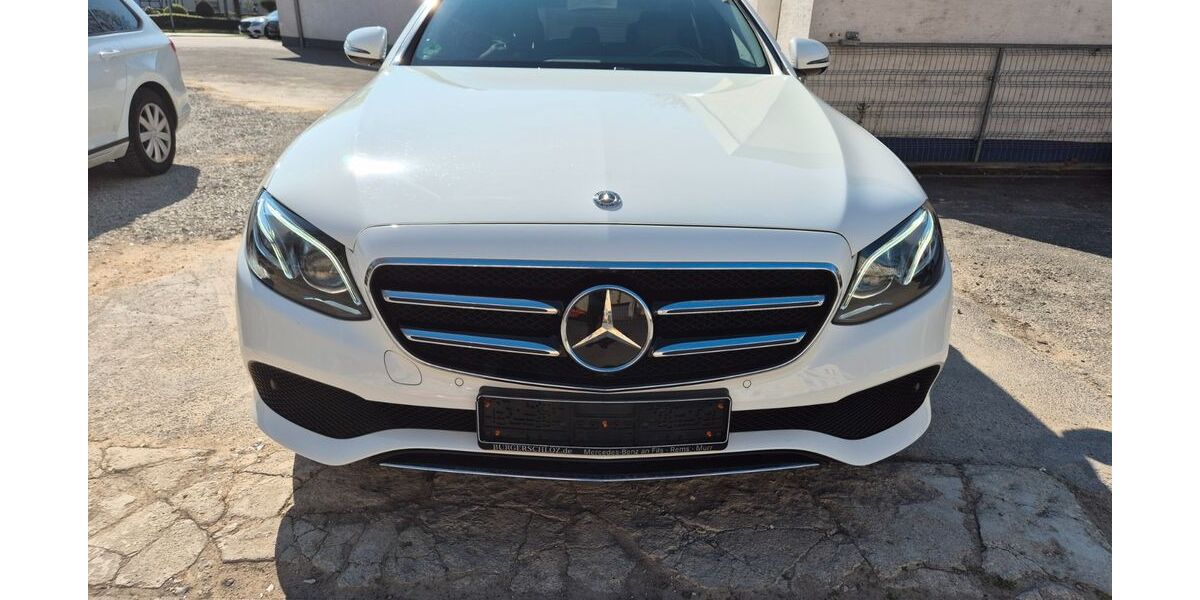 Mercedes-Benz E 400 148.000 km 29.500 &euro; Delbrück 33129