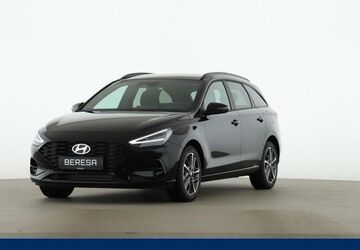 Hyundai i30 4.900 km 23.380 &euro; Detmold 32758