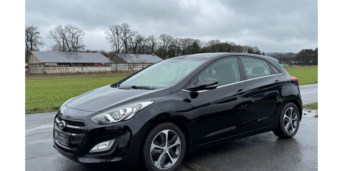 Hyundai i30 134.539 km 8.490 &euro; Bielefeld 33649