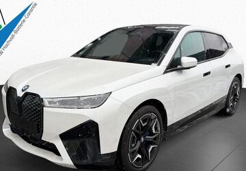 BMW iX 18.995 km 45.490 &euro; Gütersloh 33334