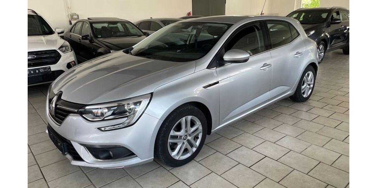 Renault Megane 67.000 km 9.999 &euro; Detmold 32756