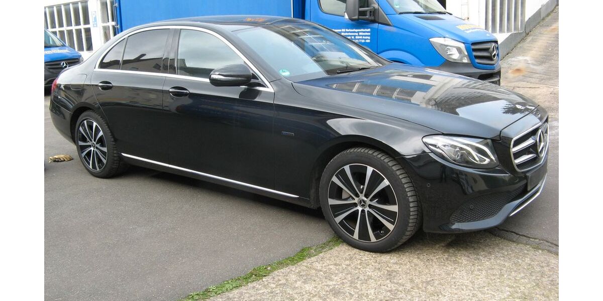 Mercedes-Benz E 300 65.000 km 28.000 &euro; Bielefeld 33613