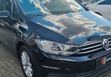 VW Touran 93.000 km 14.999 &euro; Bielefeld 33659