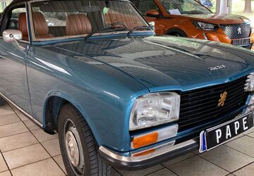 Peugeot 304 123.456 km 15.900 &euro; Lemgo 32657