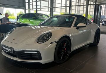 Porsche 992 14.810 km 166.900 &euro; Bielefeld 33719