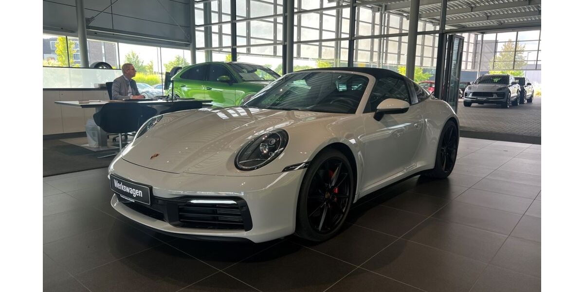 Porsche 992 14.810 km 166.900 &euro; Bielefeld 33719
