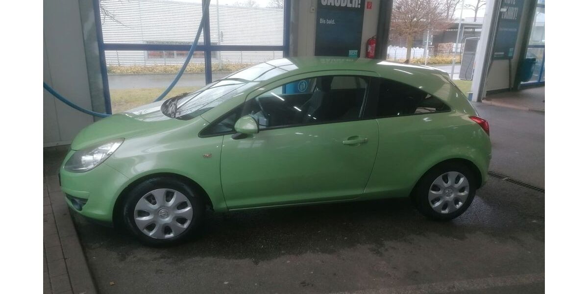 Opel Corsa 123.500 km 3.900 &euro; Bielefeld 33689