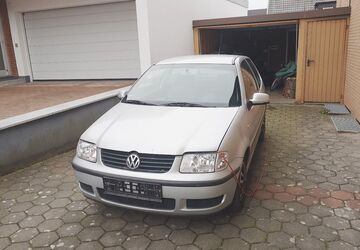 VW Polo 268.355 km 650 &euro; Herford 32052