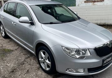 Skoda Superb 113.770 km 8.450 &euro; Bielefeld 33617