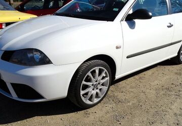 Seat Ibiza 160.000 km 1.950 &euro; Vlotho 32602