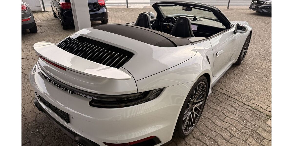 Porsche 992 24.000 km 188.500 &euro; Bielefeld 33699