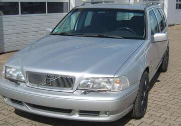 Volvo V70 239.014 km 4.700 &euro; Kirchlengern 32278