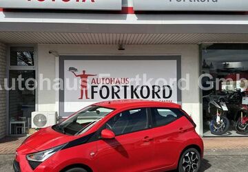 Toyota Aygo (X) 9.360 km 14.980 &euro; Bielefeld 33689
