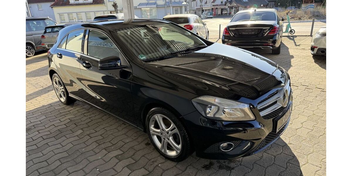 Mercedes-Benz A 180 77.500 km 18.500 &euro; Bielefeld 33699