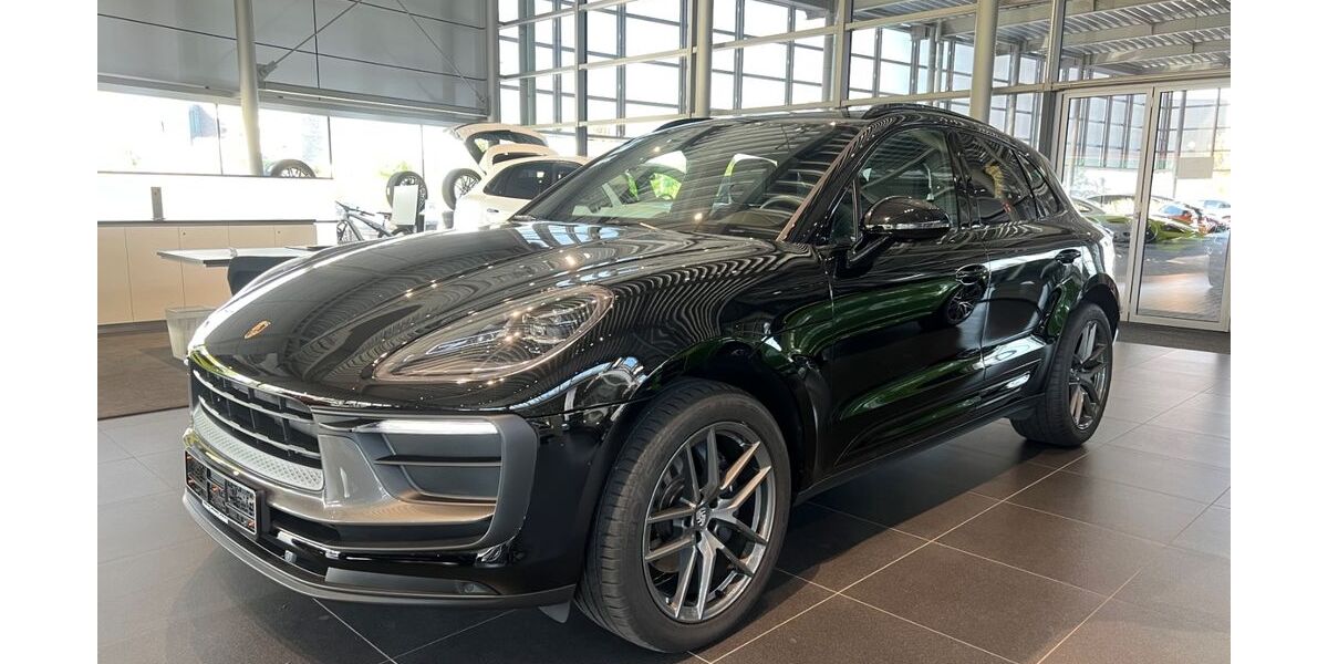 Porsche Macan 17.707 km 79.700 &euro; Bielefeld 33719