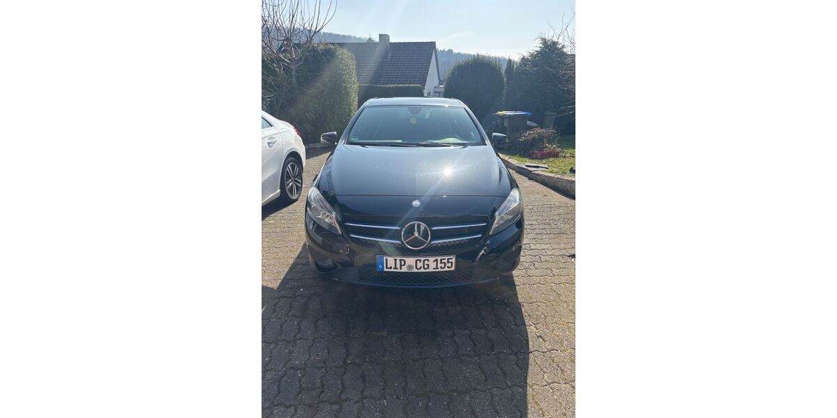 Mercedes-Benz A 180 174.785 km 6.500 &euro; Lemgo 32657