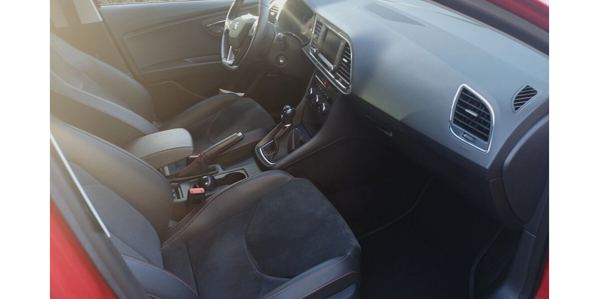 Seat Leon 97.100 km 14.800 &euro; Halle 33790