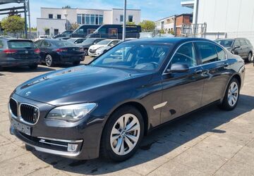 BMW 750 276.330 km 8.200 &euro; Oerlinghausen 33813