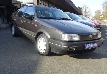 VW Passat 93.256 km 6.950 &euro; Bielefeld 33611