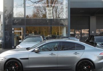 Jaguar XE 39.998 km 34.950 &euro; Gütersloh 33332