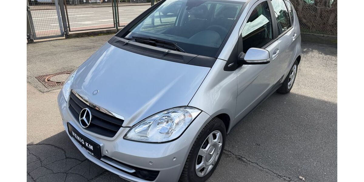 Mercedes-Benz A 180 94.885 km 6.799 &euro; Bielefeld 33607