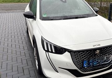Peugeot e-208 46.800 km 22.499 &euro; Spenge 32139