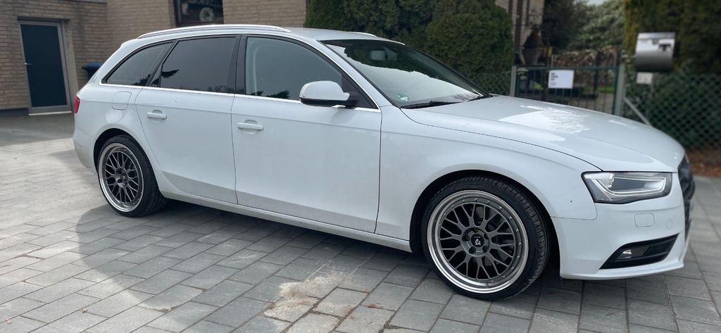 Audi A4 185.000 km 10.900 &euro; Hiddenhausen 32120