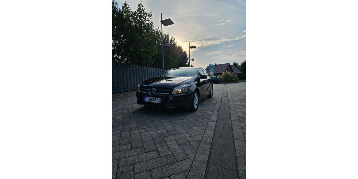 Mercedes-Benz A 180 140.500 km 10.700 &euro; Rheda-Wiedenbrück 33378