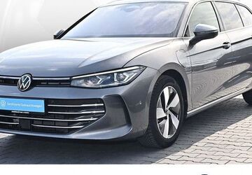 VW Passat Variant 14.019 km 43.390 &euro; Bielefeld 33689