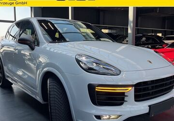Porsche Cayenne 165.000 km 36.900 &euro; Bielefeld 33647