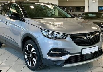 Opel Grandland (X) 105.380 km 12.000 &euro; Hilter a.T.W 49176