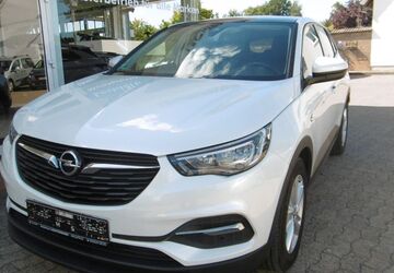 Opel Grandland (X) 95.000 km 12.700 &euro; Bielefeld 33739