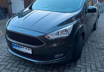 Ford Grand C-Max 97.800 km 9.200 &euro; Melle 49326