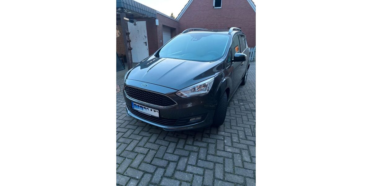 Ford Grand C-Max 97.800 km 9.200 &euro; Melle 49326
