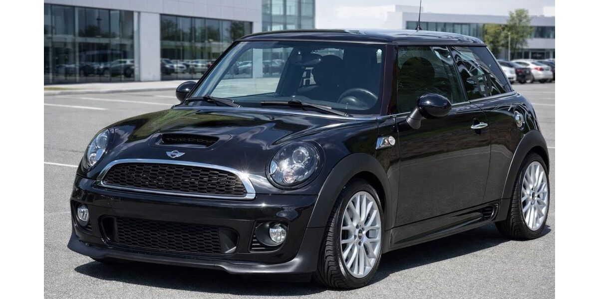 Mini Cooper SD 124.000 km 12.999 &euro; Bielefeld 33739