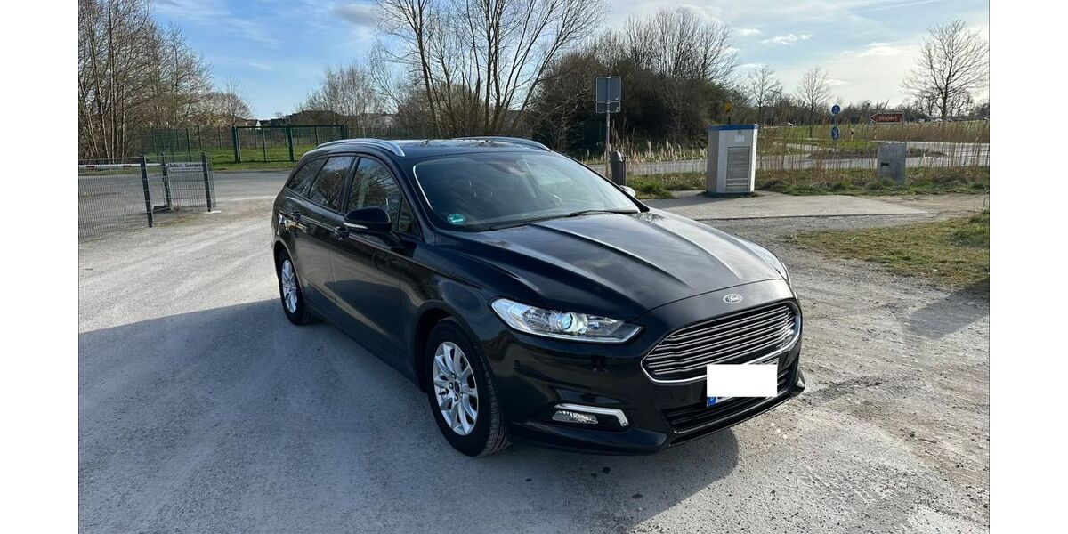 Ford Mondeo 212.000 km 8.500 &euro; Rietberg 33397