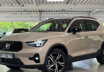 Volvo XC40 12.532 km 34.980 &euro; Bielefeld 33647