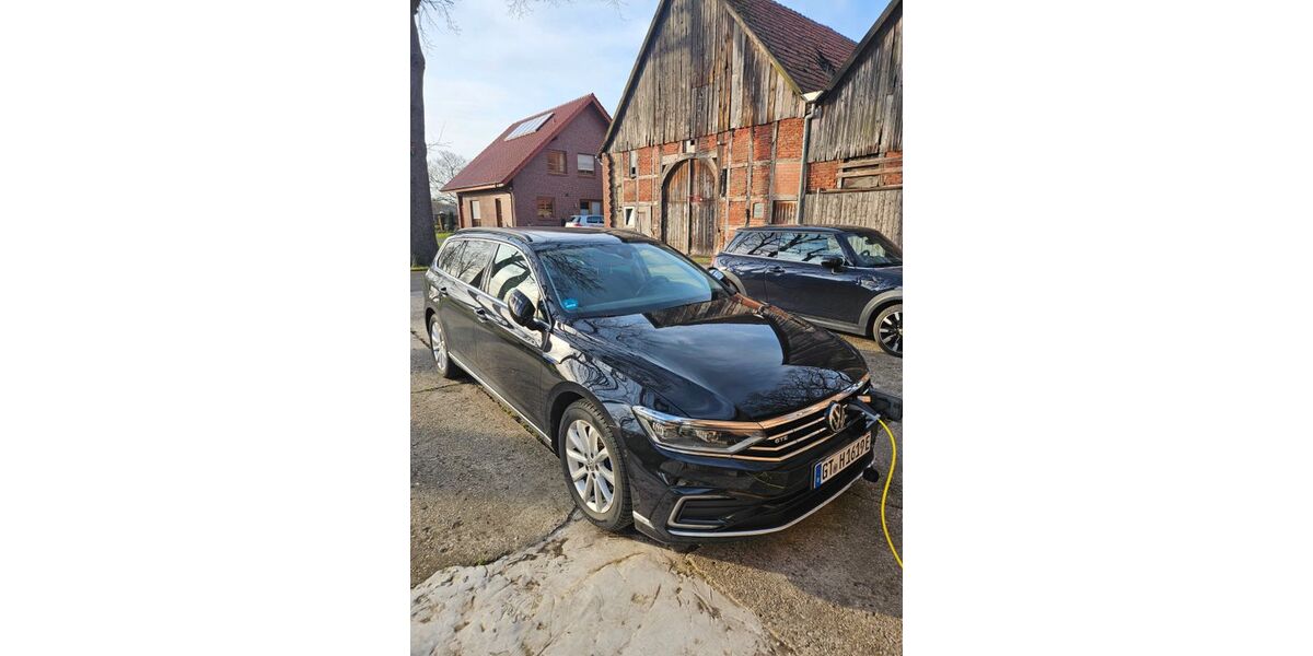 VW Passat Variant 90.000 km 19.999 &euro; Rietberg 33397