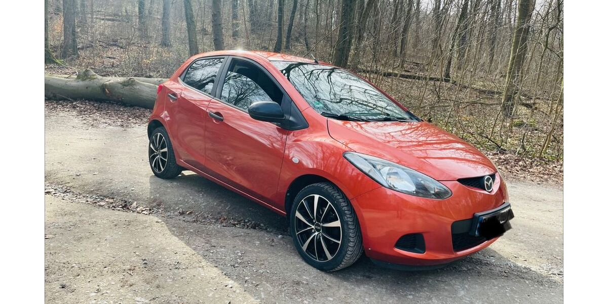 Mazda 2 128.000 km 3.800 &euro; Bielefeld 33613