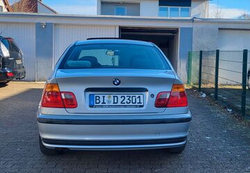 BMW 316 172.000 km 3.300 &euro; Bielefeld 33659